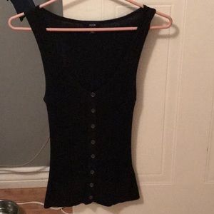 Sleeves neck button up